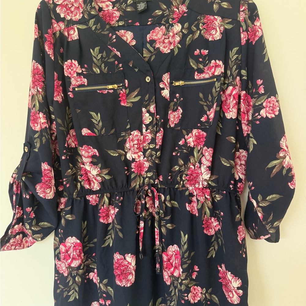 Justify Floral Roll Tab Sleeve Blouse Navy Pink Gold Zip Pockets Size XL